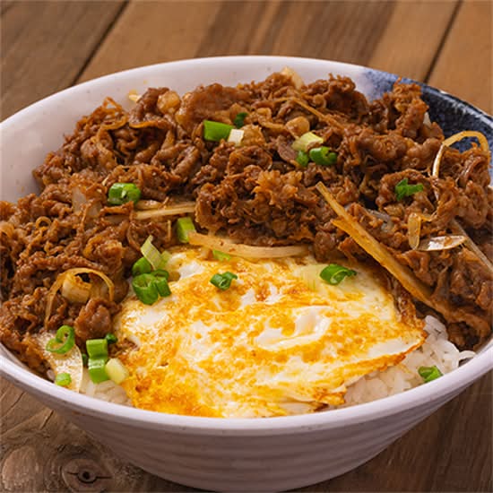 Pan-Fried Beef and Egg on Rice H03 顶级肥牛蛋饭